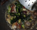 Foto langkah ke 2 dari resep Tumis ikan pindang terung cabe ijo.