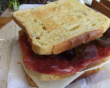 Foto del paso 4 de la receta: Sándwiches triples de pan de maíz con jamón curado de pavo