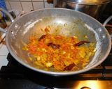 A picture of step 5 of Palak Panneer.