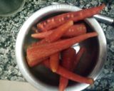A picture of step 1 of Carrot Thoran.