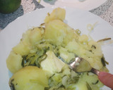Foto del paso 6 de la receta: Suprema de merluza con crumble sobre cama de patata, puerro y salsa de coco
