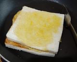 Foto langkah ke 4 dari resep Roti John Sandwich.