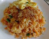 Foto langkah ke 5 dari resep Nasi Goreng Merah dengan Udang.