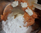 Foto langkah ke 2 dari resep 15. Nugget Ayam Wortel Istimewa.
