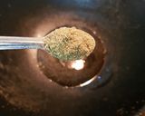 A picture of step 2 of Egg kothu chapati.