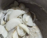 Foto del paso 1 de la receta: Chipá guazú pastel de choclo y queso