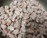 A picture of step 2 of Beef Cubes with Onions and Peppers 🧅🫑.
