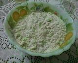 A picture of step 2 of Wheat flour and besan ka halwa.