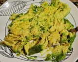 Foto del paso 1 de la receta: Montaditos de queso con crema de aguacate y atún