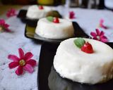 A picture of step 7 of Vanilla Panna Cotta.