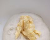 Foto langkah ke 3 dari resep Soft & Fluffy Japanese Milk Bread.