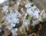 A picture of step 3 of Javvarisi Oats Vada/sabudana oats vada.