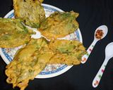 A picture of step 5 of Palak Pakory.