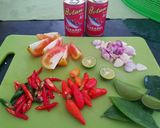Foto langkah ke 1 dari resep Sarden masak asam manis.