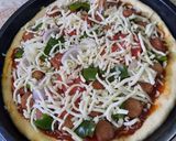 A picture of step 5 of Chicken Franks pizza 🍮🍕🍕🍕.