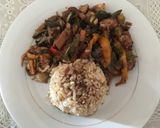 Foto del paso 7 de la receta: Arroz integral con saltado de verduras y pollo a la soya
