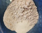 A picture of step 1 of Bran flour, Oats, and Multigrain Atta Masala Bhakhri.