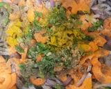 Foto del paso 1 de la receta: Tallarines con verduras y langostinos