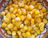 Hình bước làm 1 của món Cơm chiên trứng bắp