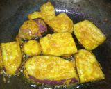 बैंगन फ्राई/ बैंगन भाजा (Baingan fry / Baingan bhaja recipe in hindi) रेसिपी चरण 1 फोटो