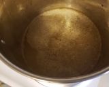 A picture of step 1 of Lemon chicken soup.