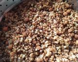 A picture of step 1 of Misal pav.