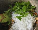 รูปขั้นตอนการทำที่ 5 ของ เส้นบุกผัดขี้เมา #clean menu