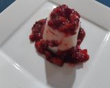 Foto del paso 7 de la receta: Panna cotta de coco con coulis de fresa