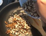 Hình bước làm 2 của món Vegan mapo tofu