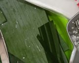 Foto langkah ke 2 dari resep Lontong plastik daun pisang.