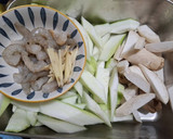 中秋烤肉私房菜-絲瓜炒杏鮑菇蝦蝦的食譜步驟1照片