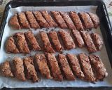 Foto del passaggio 7 della ricetta Cantucci nocciole e cioccolato