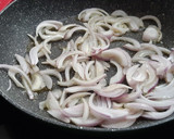 Foto del paso 2 de la receta: Fritada de champiñones y pimientos con queso Gamonéu