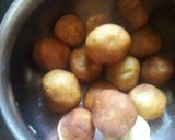 A picture of step 1 of #GA4 #WEEK4 YUMMY GRAVY MALAYI KOFTA.