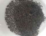 A picture of step 1 of Basil seeds lemonade.