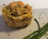 Foto del paso 3 de la receta: Revuelto de langostinos, setas y cebolla caramelizada