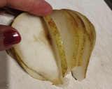 Foto del paso 2 de la receta: Facturas simples con tapas de empanadas de manzana y pera