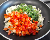 Foto del paso 3 de la receta: Coca de verduras 🍕