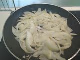 Lomos de atún en salsa de pimientos piquillo
