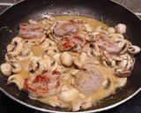 A picture of step 4 of Dijon Mushroom And Pork Medallions.