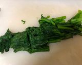 A picture of step 2 of Sweet-sesame-tasted chrysanthemum Leaves.