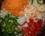 Foto del paso 1 de la receta: Pasta con pollo y vegetales a la salsa