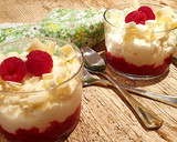 Foto del paso 6 de la receta: Vasitos de Mousse de Chocolate Blanco con Frambuesas