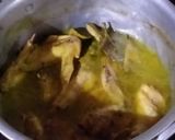 Foto langkah ke 3 dari resep Ayam Goreng Serundeng Memakai Ampas Kelapa.