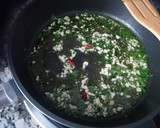 Foto del paso 3 de la receta: Abadejo en salsa verde con gambas