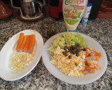 Foto del paso 3 de la receta: Pastel frío de salmón ahumado y surimi