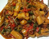Foto langkah ke 4 dari resep Tumis Sosis Simple dan Enak.