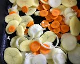 Foto del paso 2 de la receta: Hígado con cebollas y otras hierbas!!!