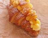 Foto del paso 6 de la receta: Croissant casero relleno de piña caramelizada y crema quemada