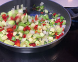Foto del paso 1 de la receta: Tortilla de verduras y anchoas